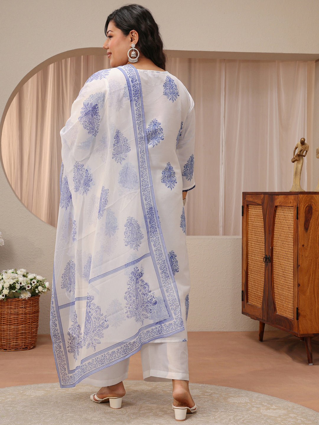 Plus Size White Floral Printed Cotton Blend Straight Suit Set