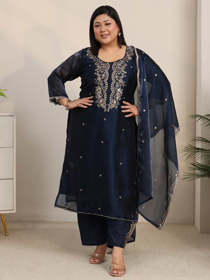 Plus Size Blue Floral Embroidered Tissue Straight Suit Set