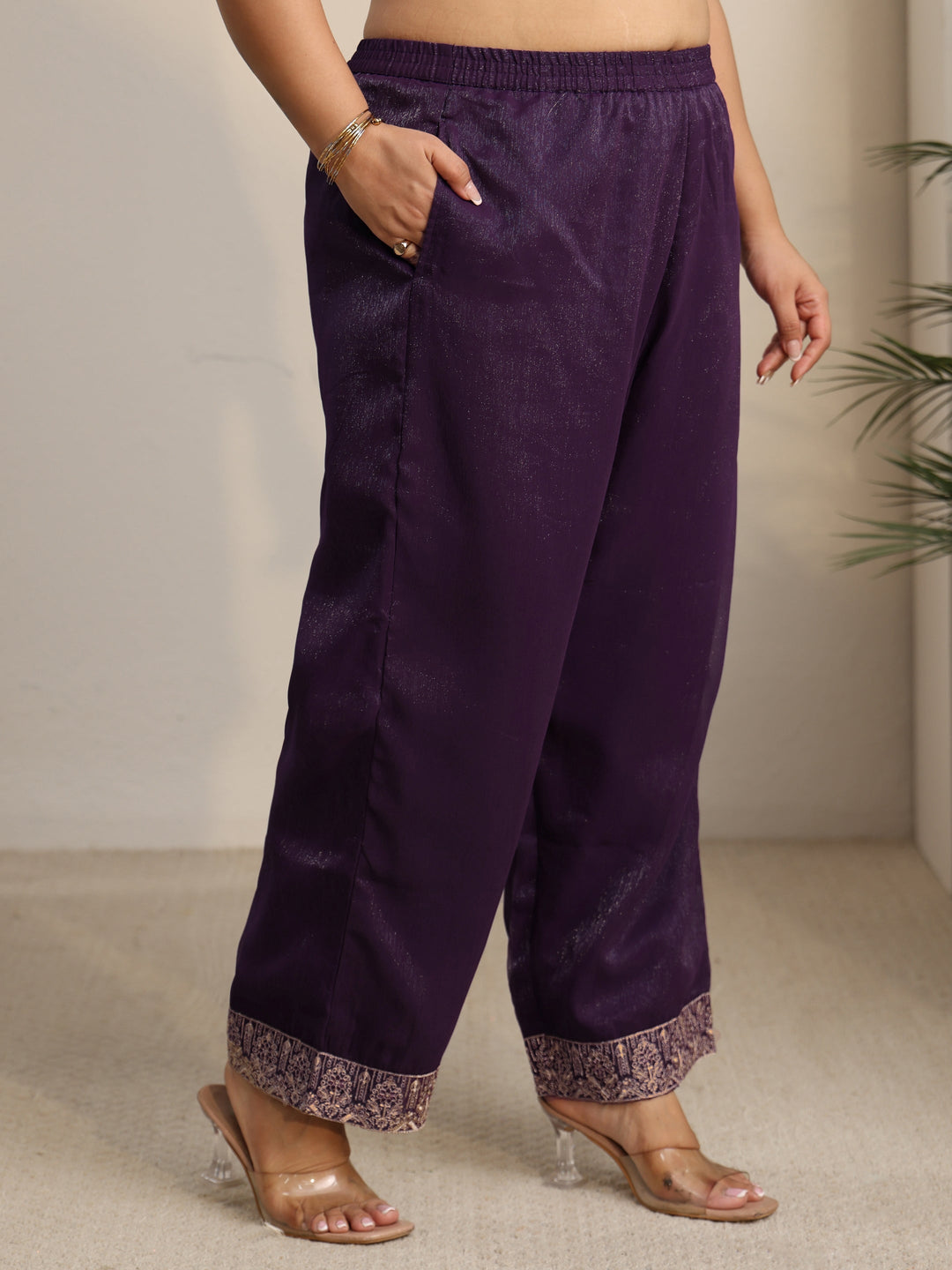 Plus Size Purple Floral Printed Chinon Straight Suit Set