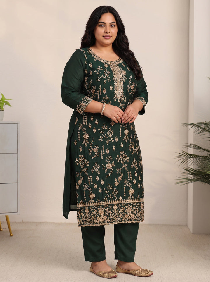 Plus Size Dark Green Floral Embroidered Silk Blend Straight Suit Set