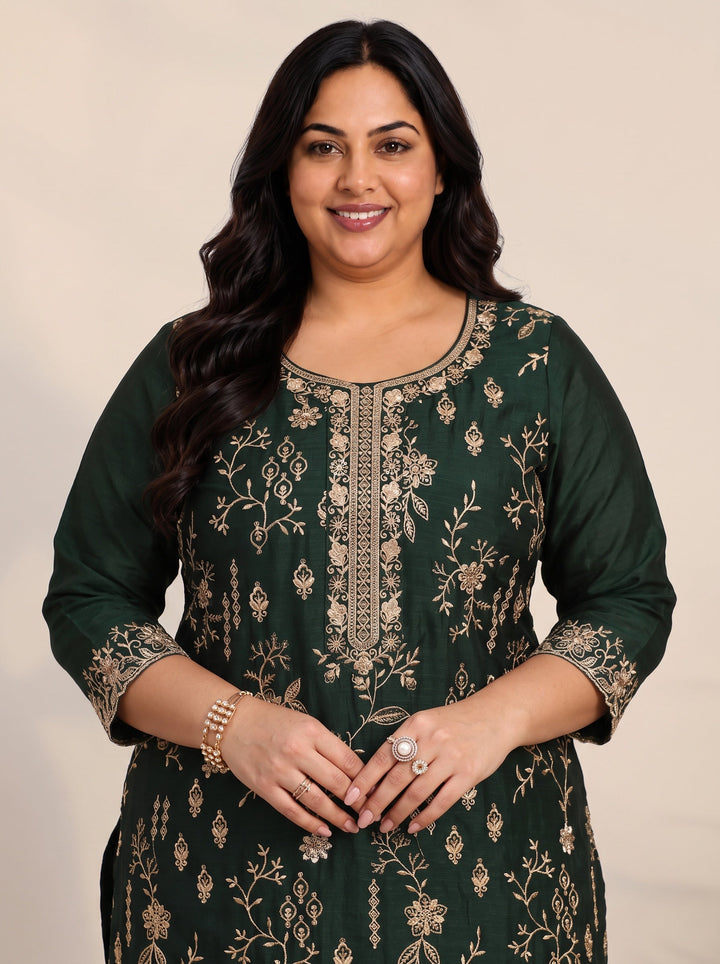 Plus Size Dark Green Floral Embroidered Silk Blend Straight Suit Set
