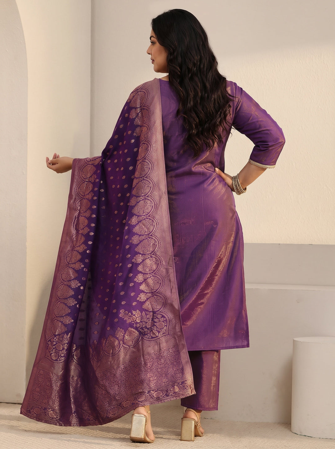 Plus Size Purple Floral Embellished Silk Blend Straight Suit Set