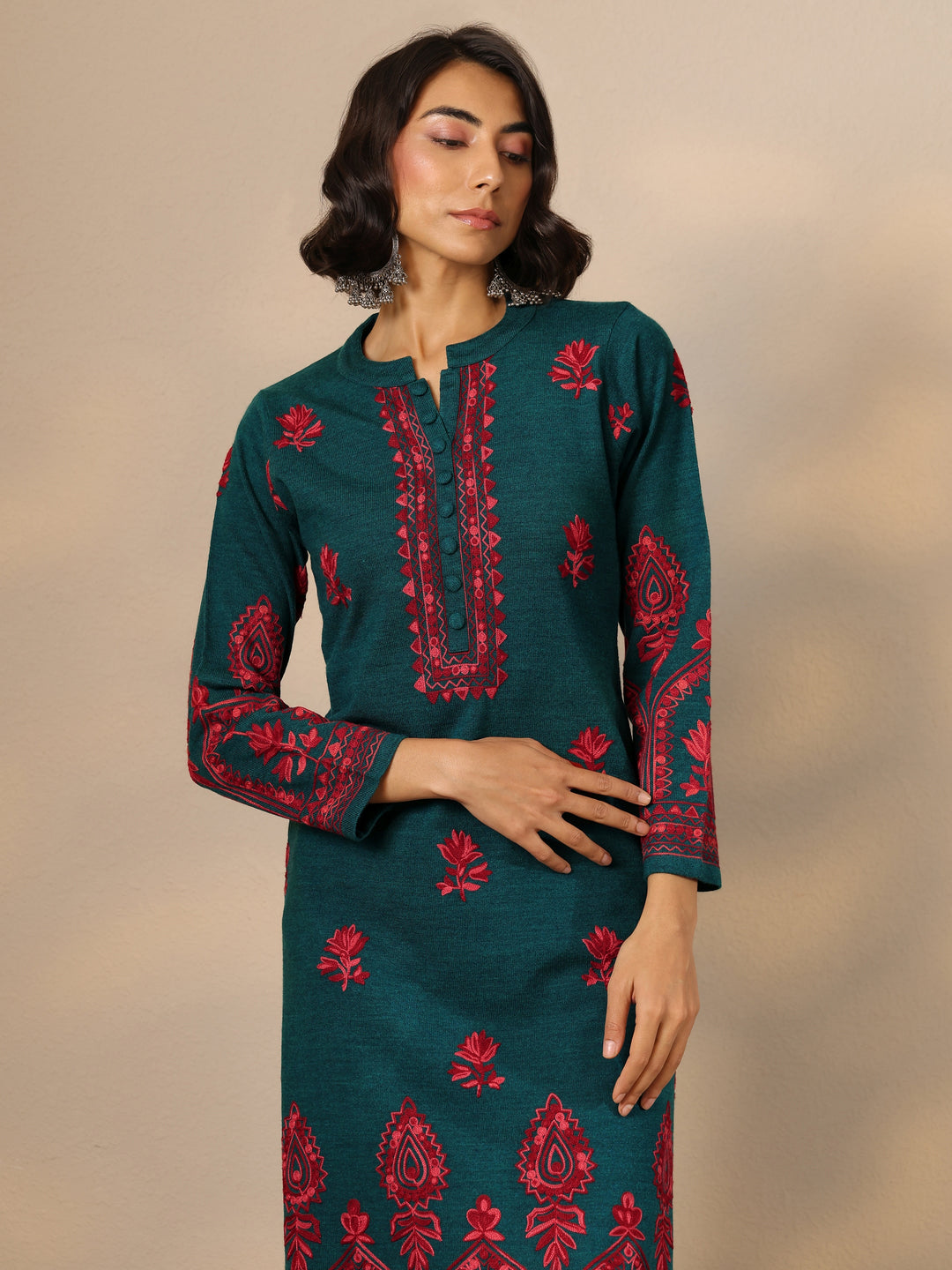 Green Embroidered Wool Straight Suit Set With Dupatta