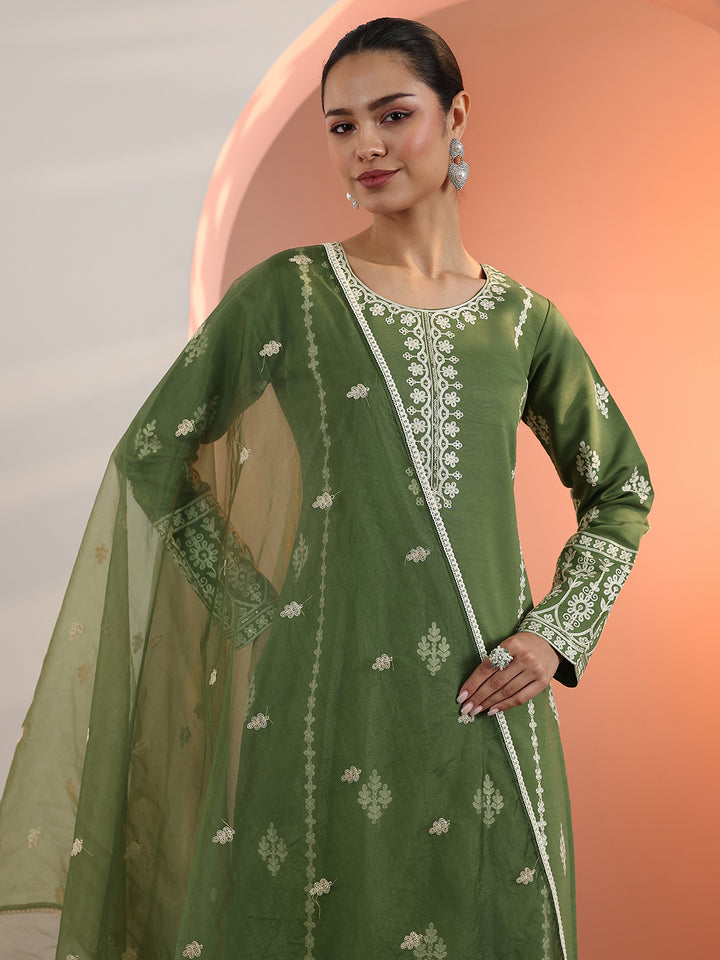 Green Embroidered Silk Blend Straight Suit Set With Dupatta