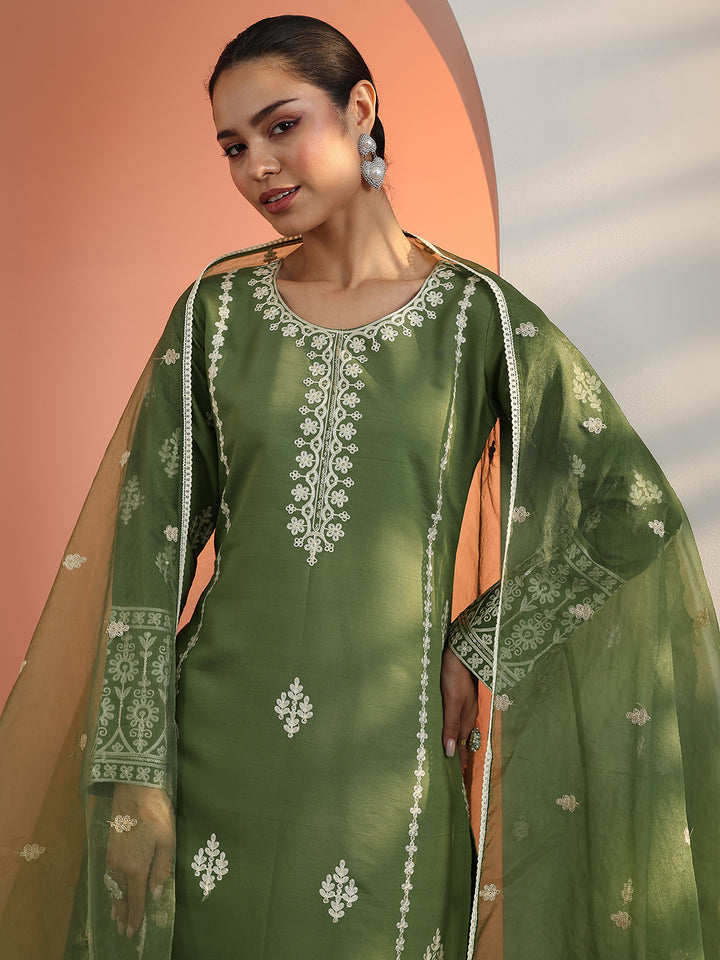 Green Embroidered Silk Blend Straight Suit Set With Dupatta