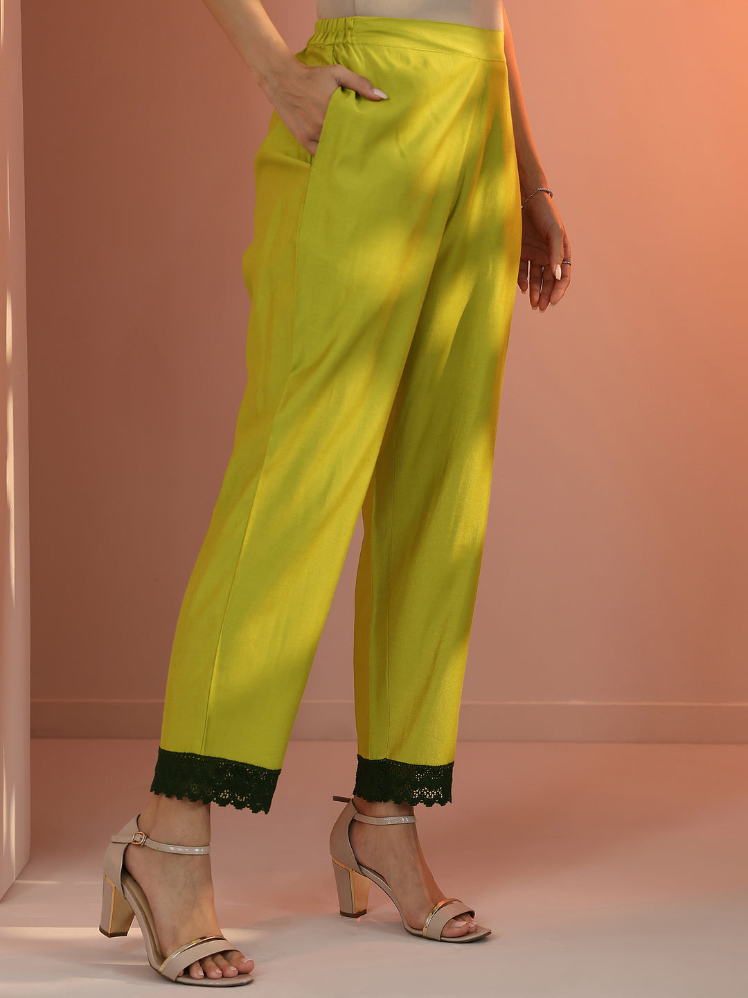 Green Embellished Silk Blend Straight Suit Set With Dupatta