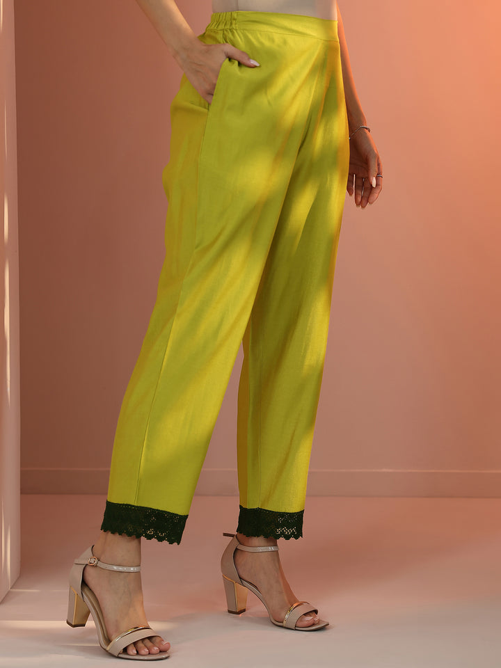 Green Embellished Silk Blend Straight Suit Set With Dupatta