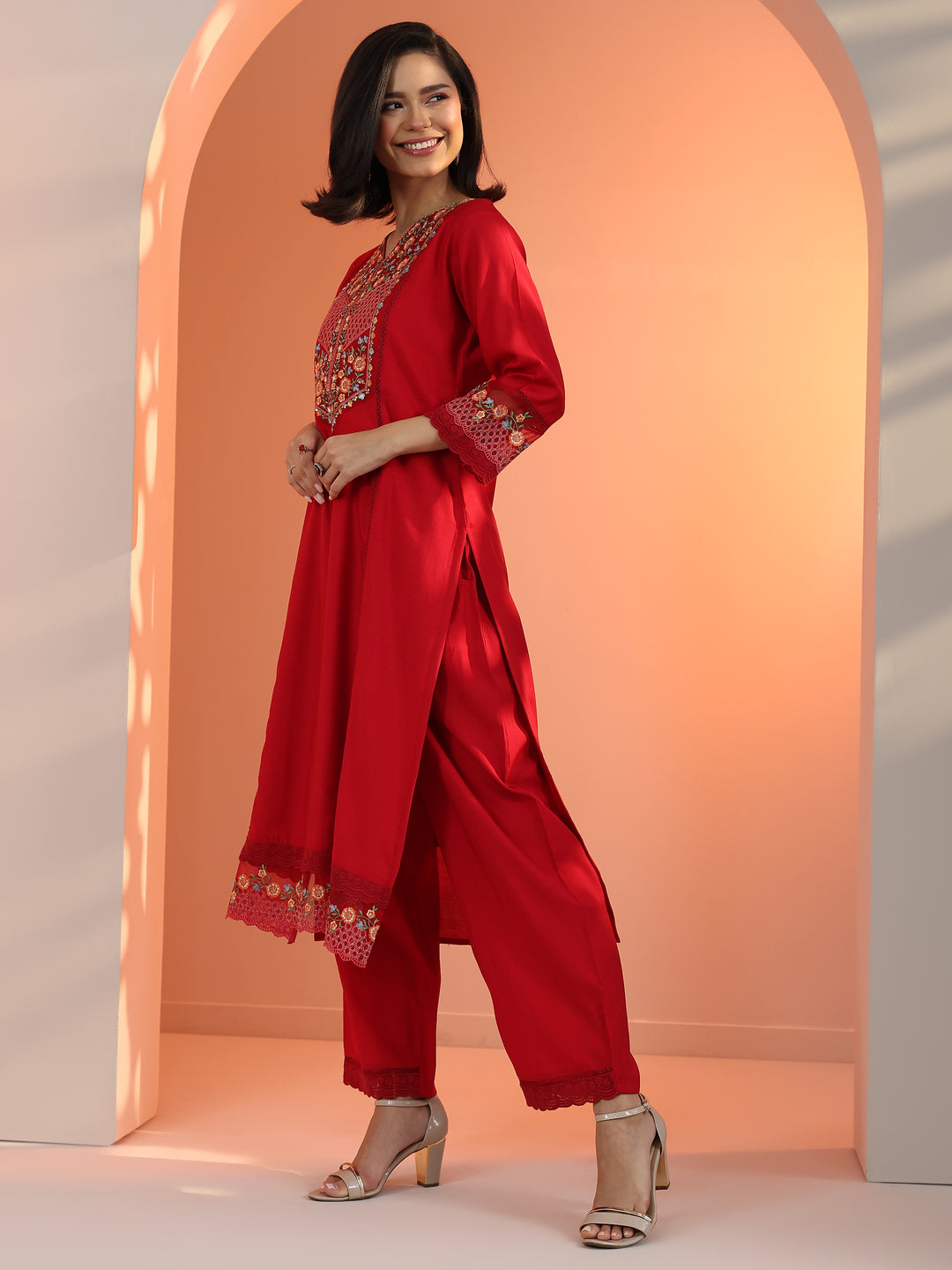 Red Embroidered Silk Blend Straight Suit Set With Dupatta