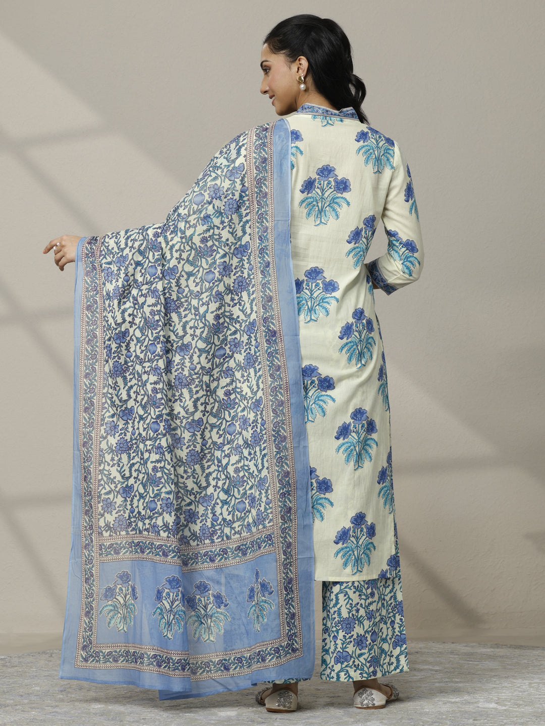 Off white Printed Cotton Straight Suit Set With Dupatta