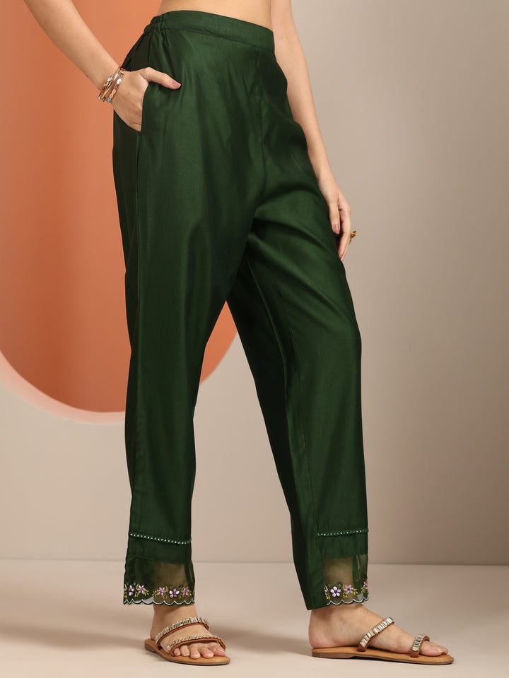 Green Embroidered Silk Blend Straight Suit Set With Dupatta