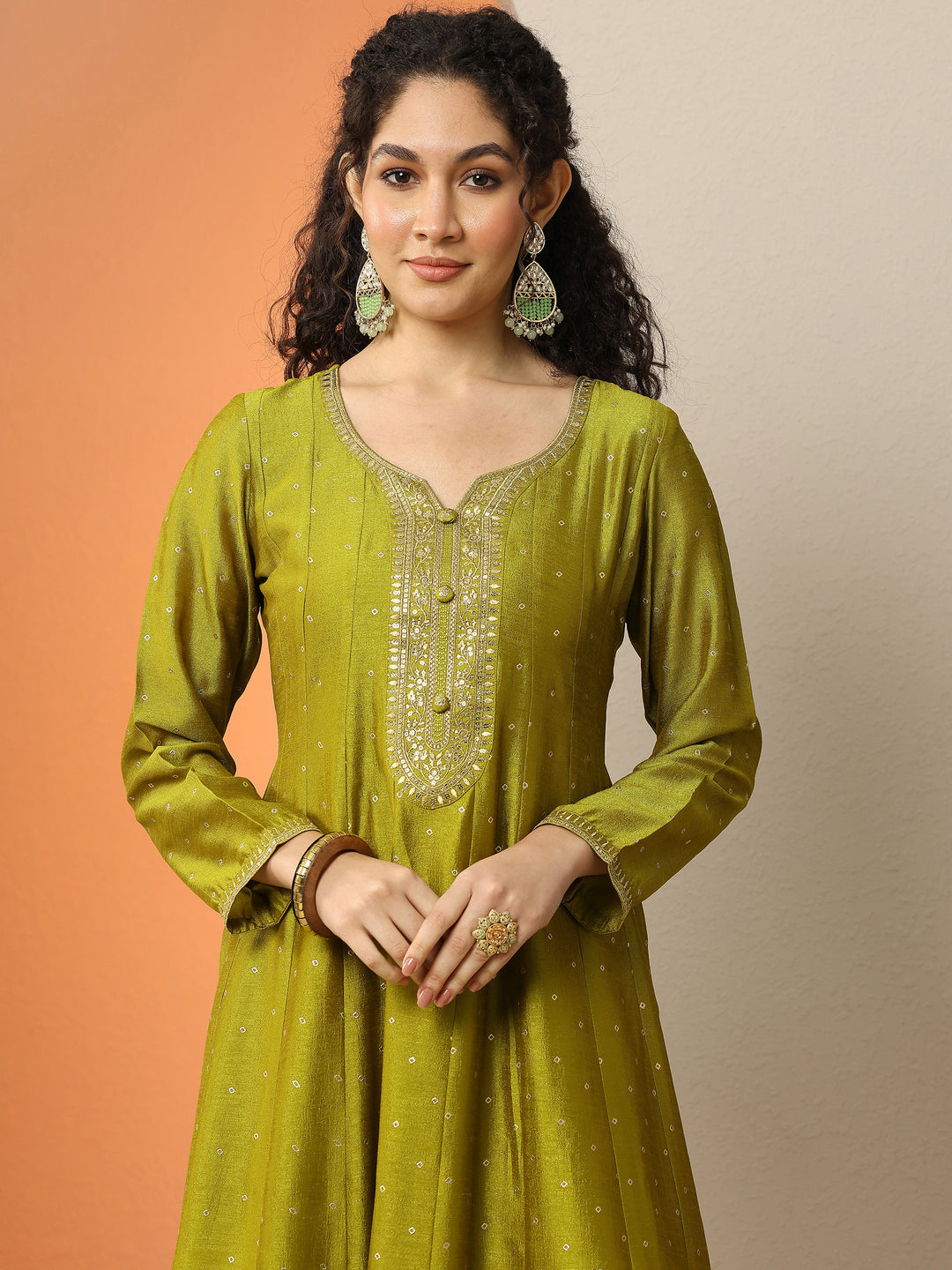 Green Embellished Silk Blend Anarkali Suit Set With Dupatta