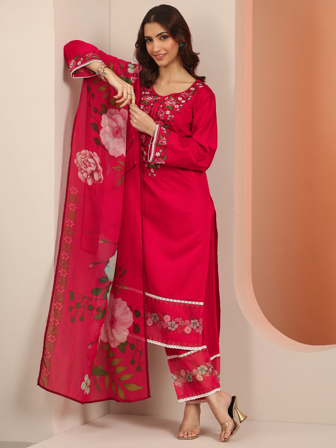 Red Embroidered Silk Blend Straight Suit Set With Dupatta