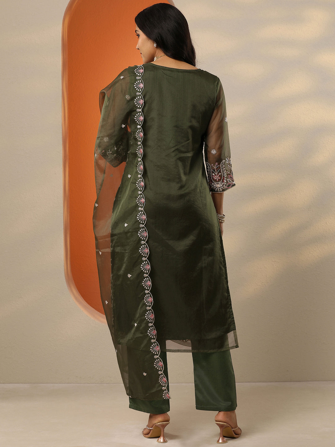 Green Embroidered Organza Straight Suit Set With Dupatta