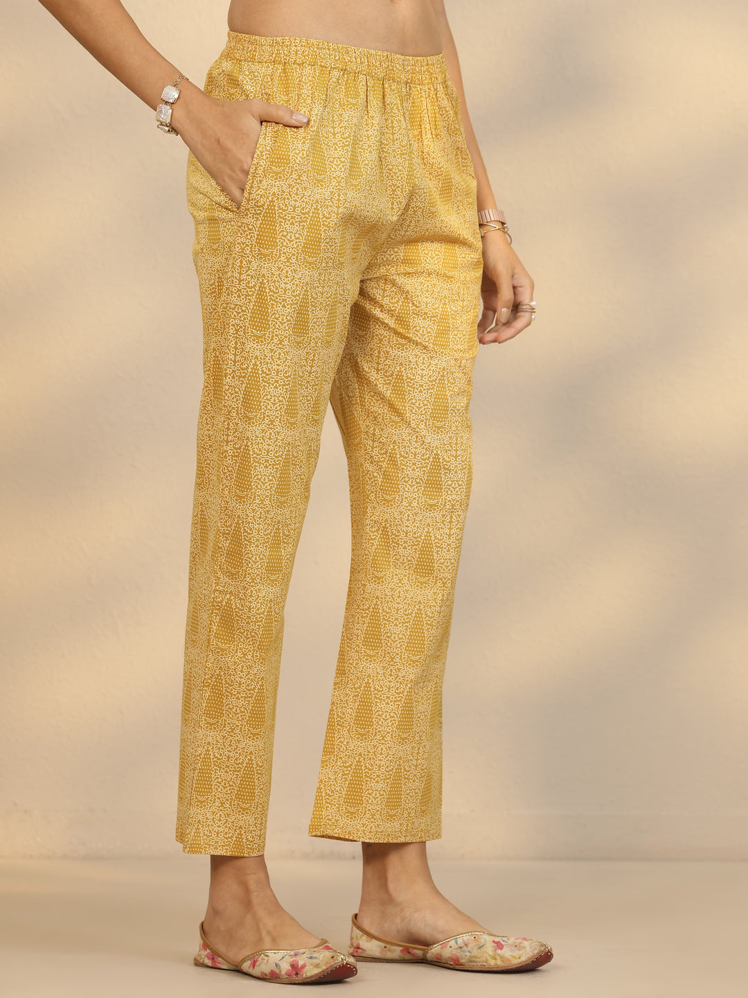 Maroon Printed Cotton Straight Suit Set With Dupatta