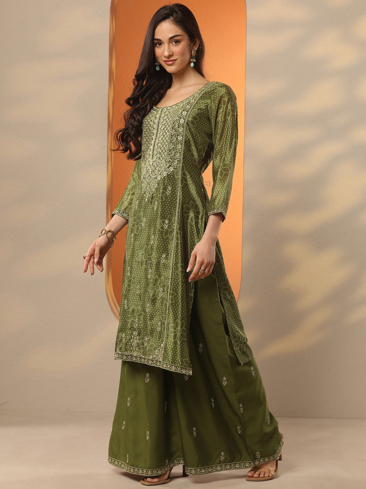 Olive Embroidered Silk Blend Straight Suit Set With Dupatta