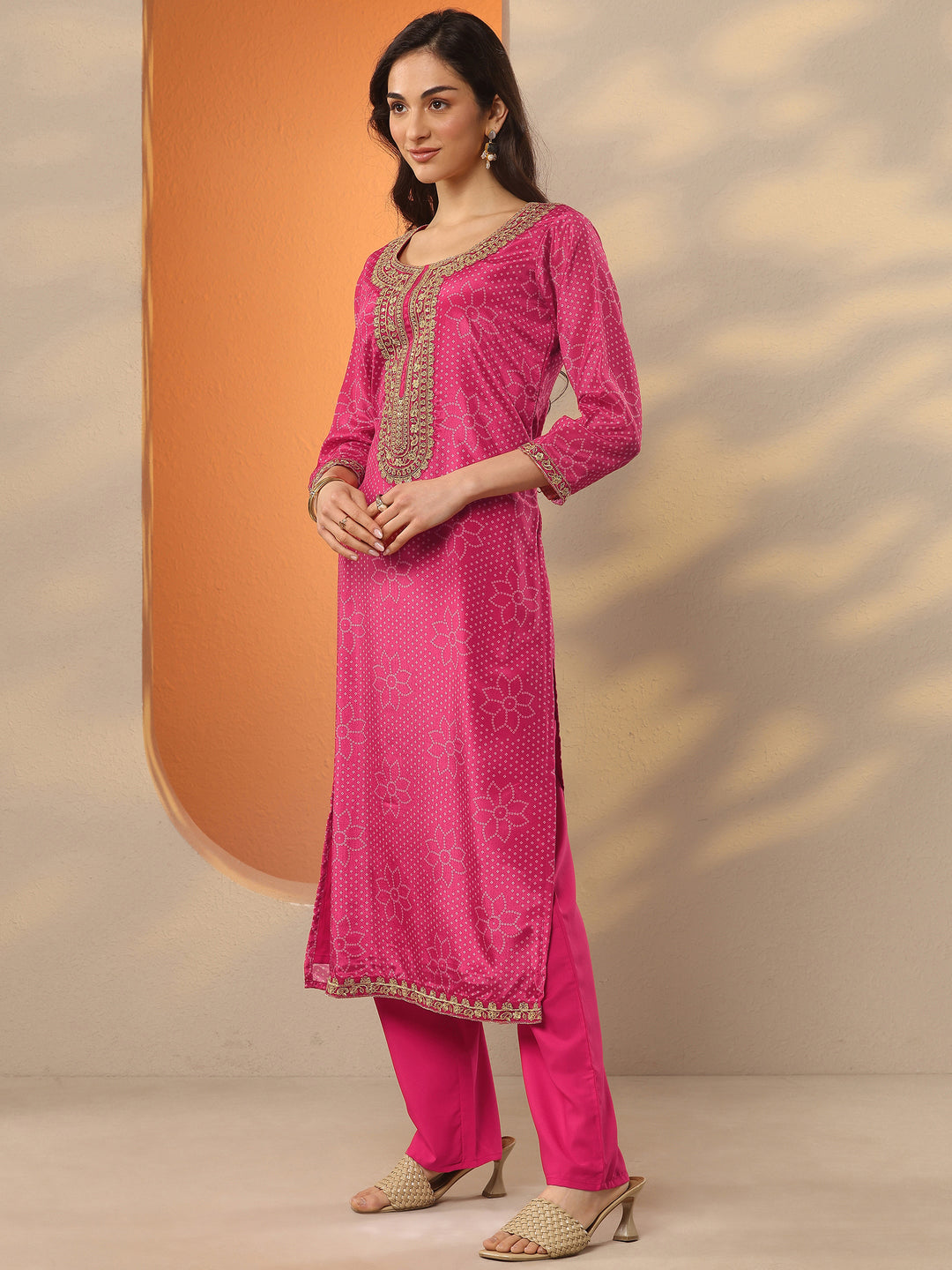Pink Printed Silk Blend Straight Suit Set With Dupatta