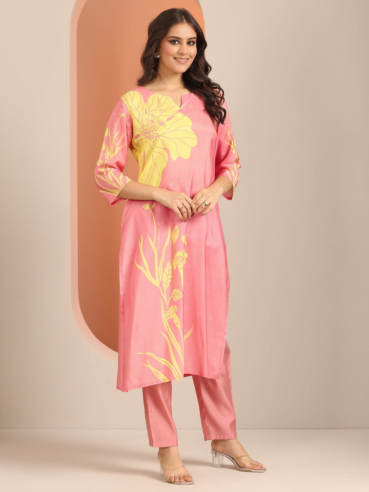 Peach Printed Muslin Straight Suit Set With Dupatta