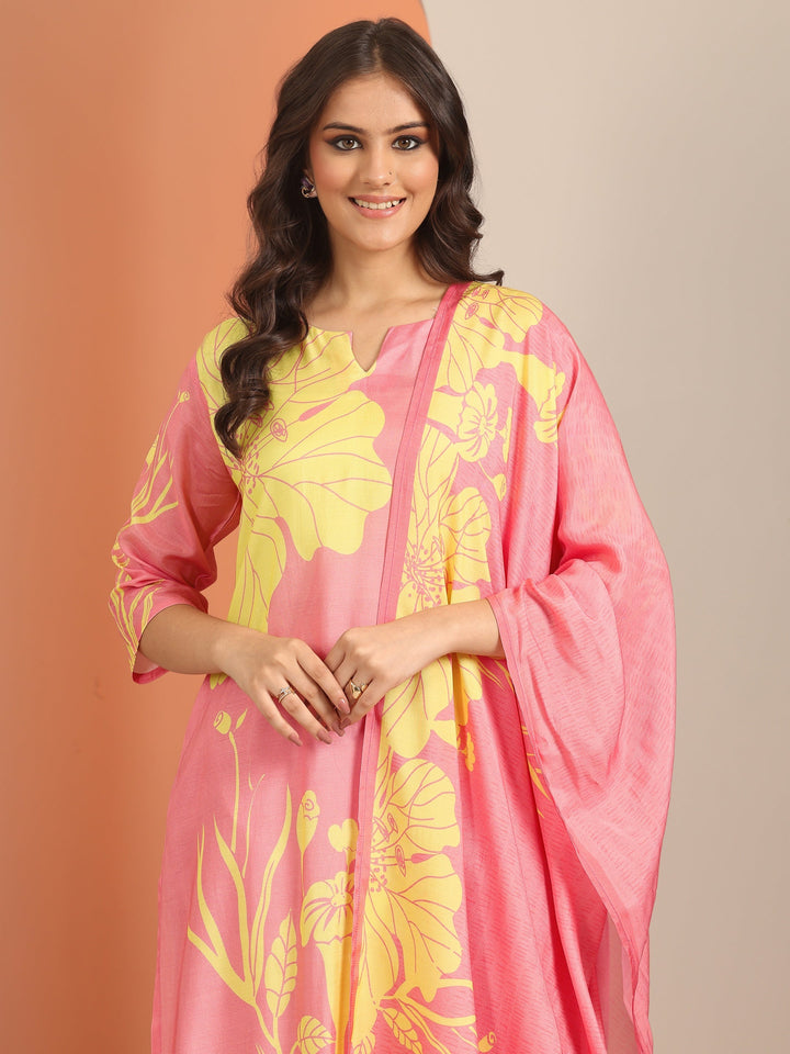 Peach Printed Muslin Straight Suit Set With Dupatta