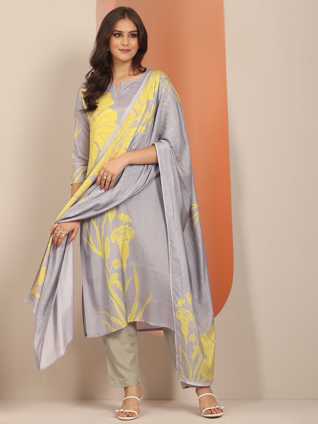 Grey Printed Muslin Straight Suit Set With Dupatta