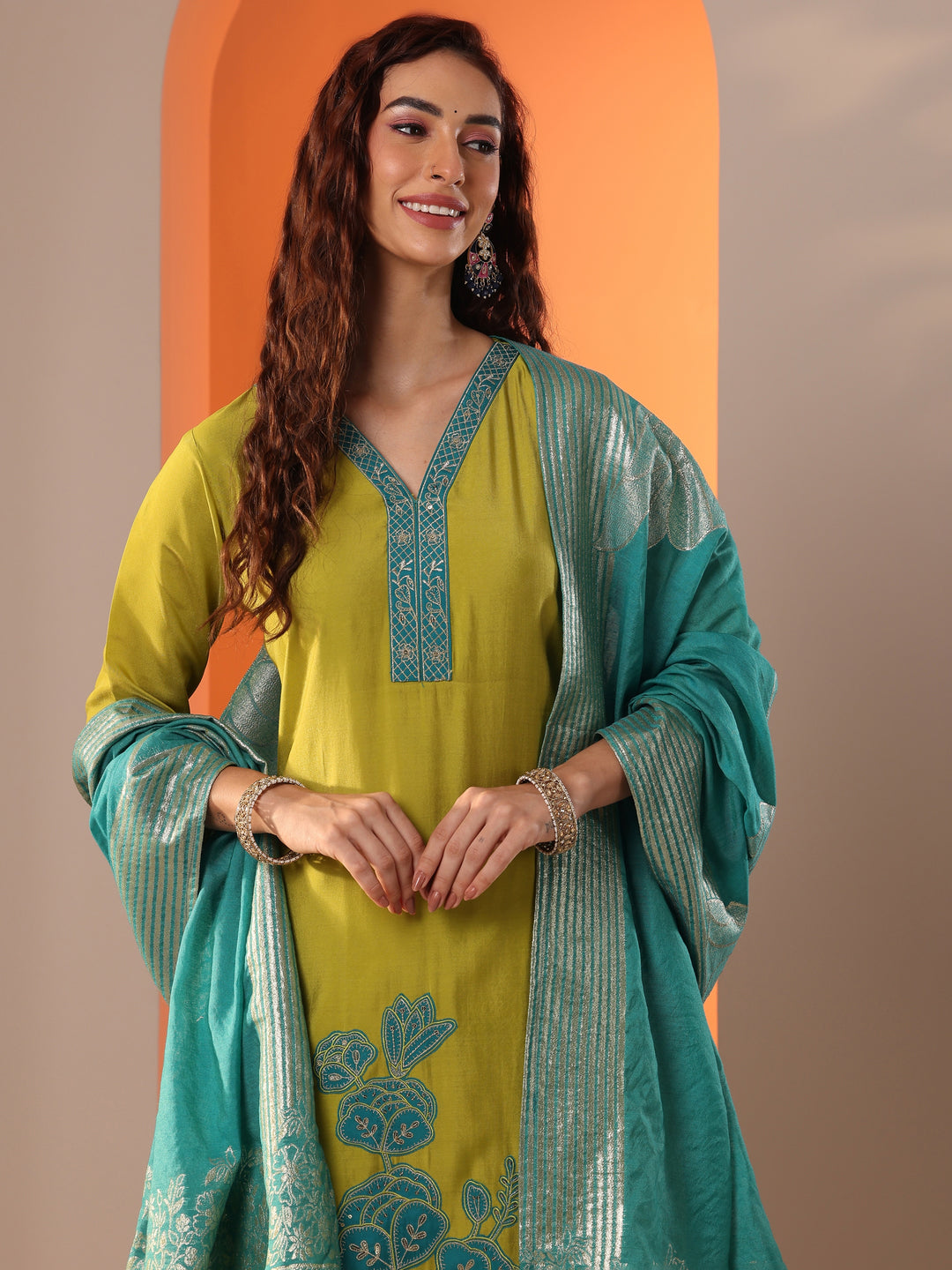 Green Embellished Silk Blend Straight Suit Set With Dupatta