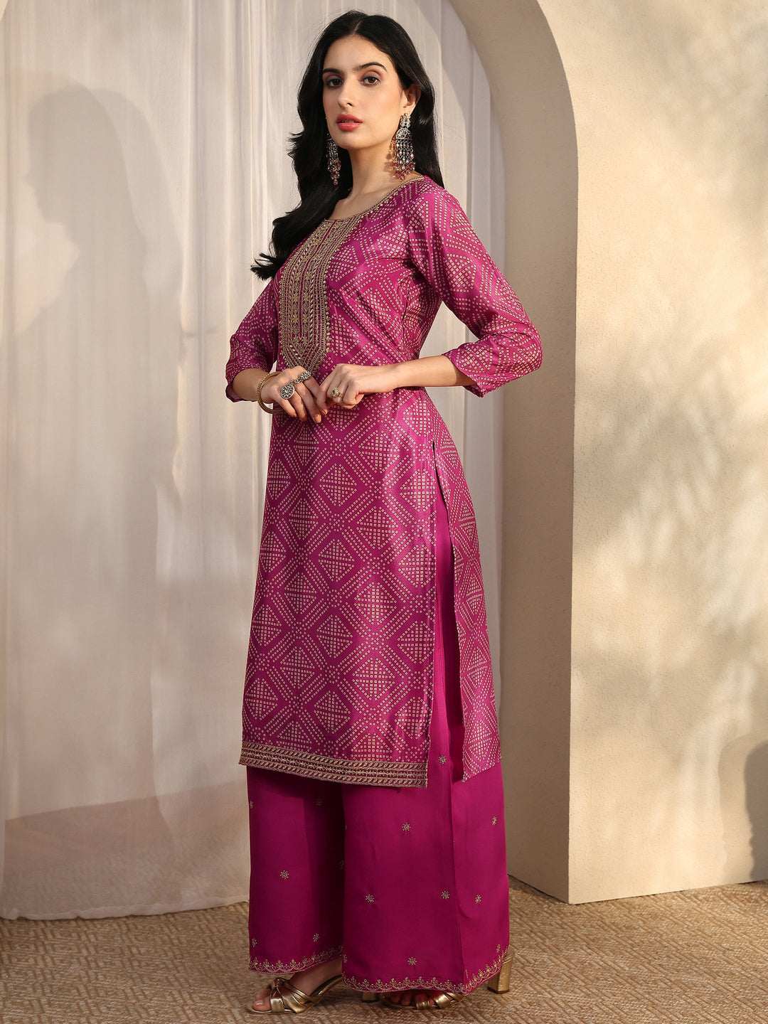 Pink Bandhani Printed Chinon Straight Suit Set With Dupatta