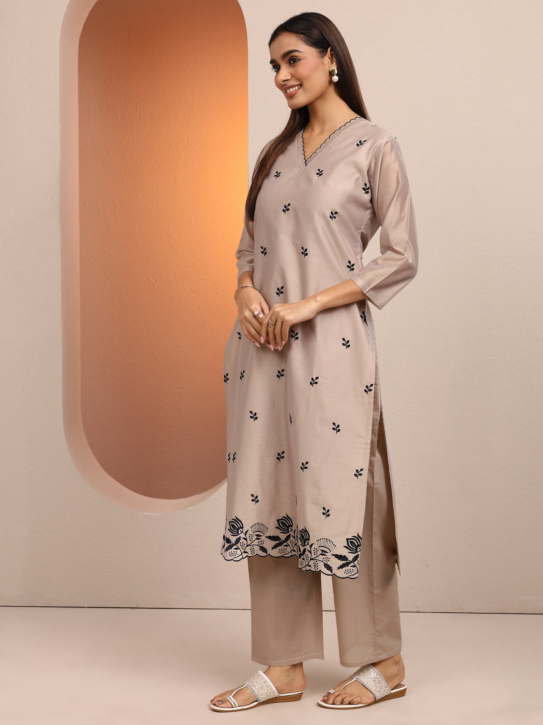 Beige Embroidered Silk blend Straight Suit Set With Dupatta