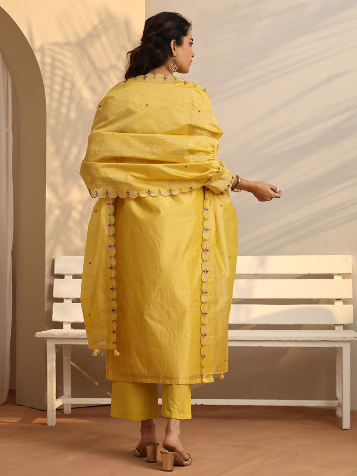 Yellow Embroidered Silk Blend Straight Suit Set With Dupatta