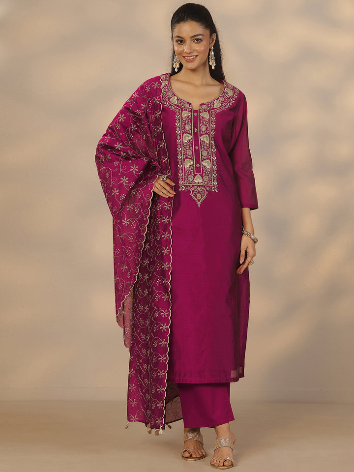 Magenta Embroidered Silk Blend Straight Suit Set With Dupatta