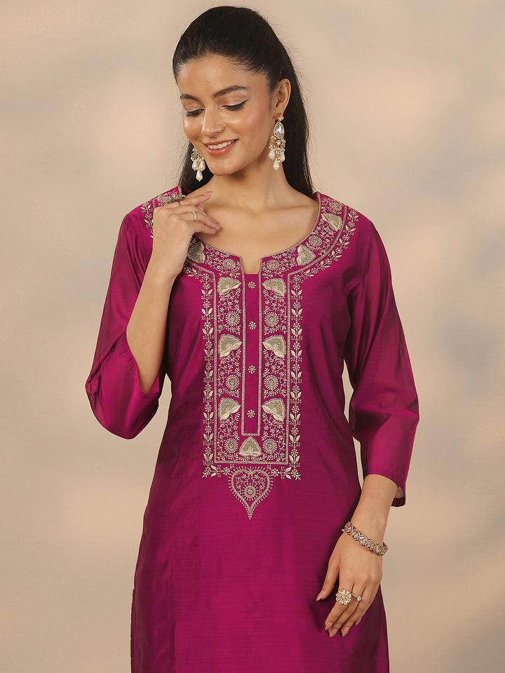Magenta Embroidered Silk Blend Straight Suit Set With Dupatta
