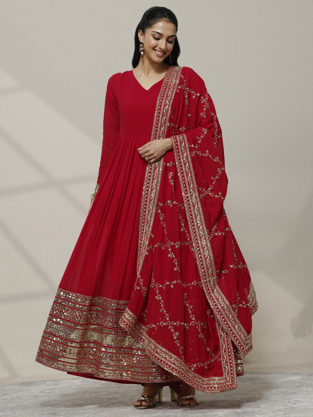 Buy Red Embellished Georgette Anarkali Suit Set With Dupatta Online in USA at $75.00 Buy Red Embellished Georgette Anarkali Suit Set With Dupatta Online in USA at $75.00