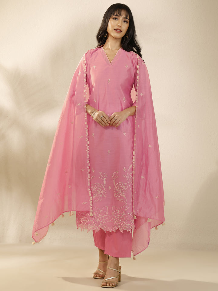 Peach Embroidered Silk Blend Straight Suit Set With Dupatta