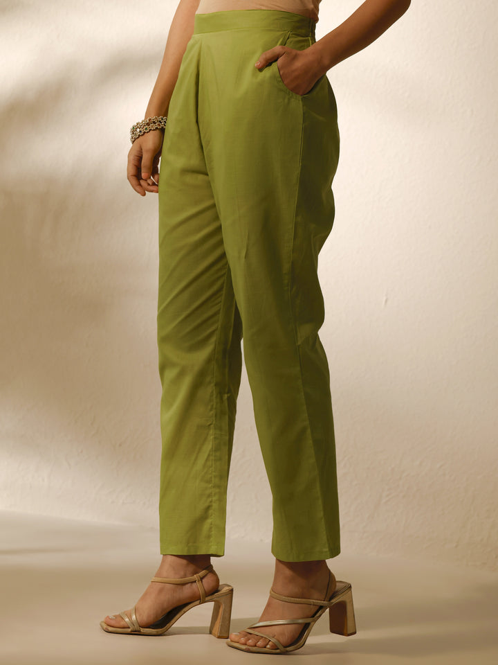 Green Embroidered Silk Blend Straight Suit Set With Dupatta