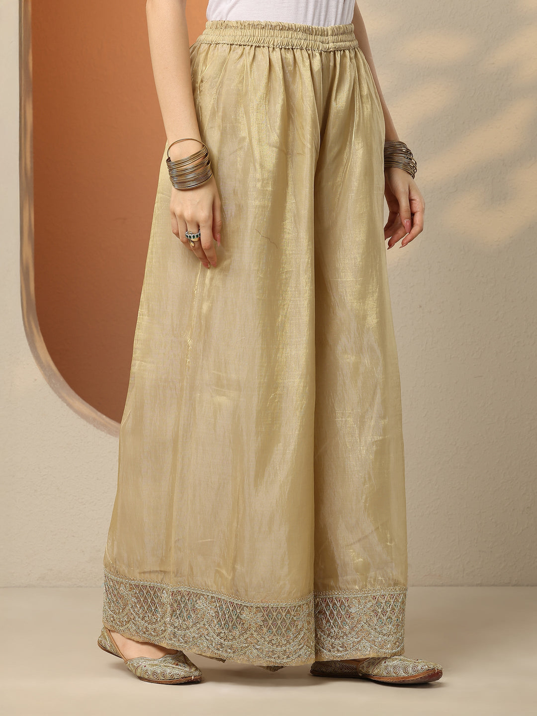 Libas Art Green Embroidered Organza Straight Suit Set With Dupatta