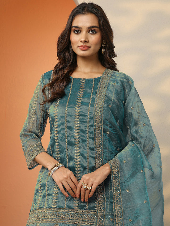 Libas Art Green Embroidered Organza Straight Suit Set With Dupatta