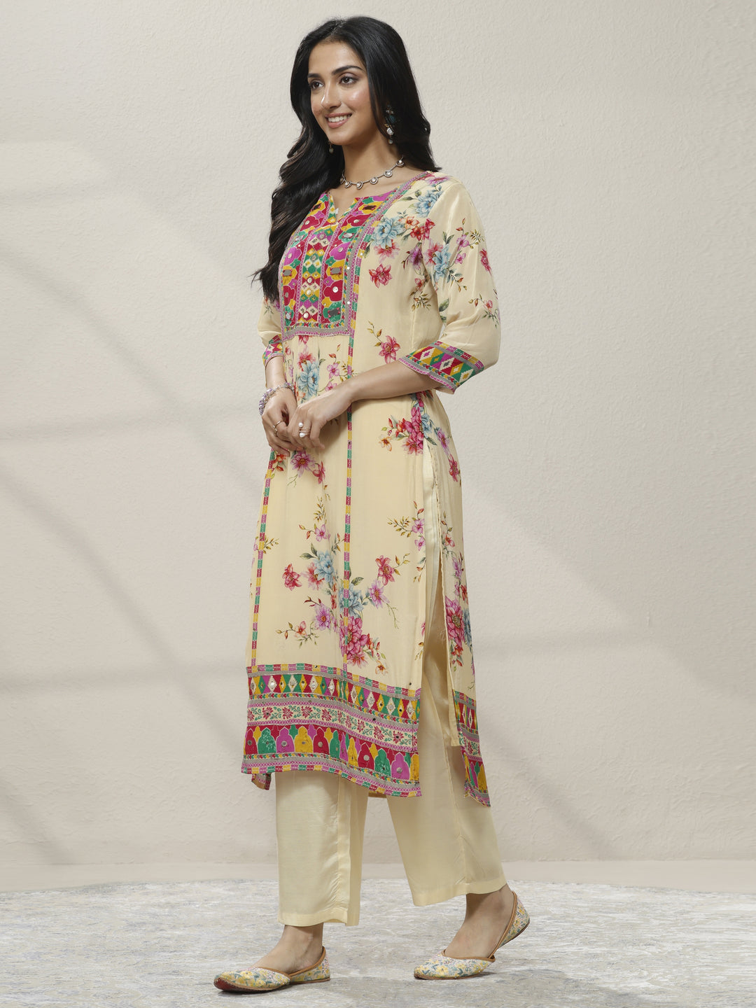 Cream Printed Chinon Straight Suit Set With Dupatta