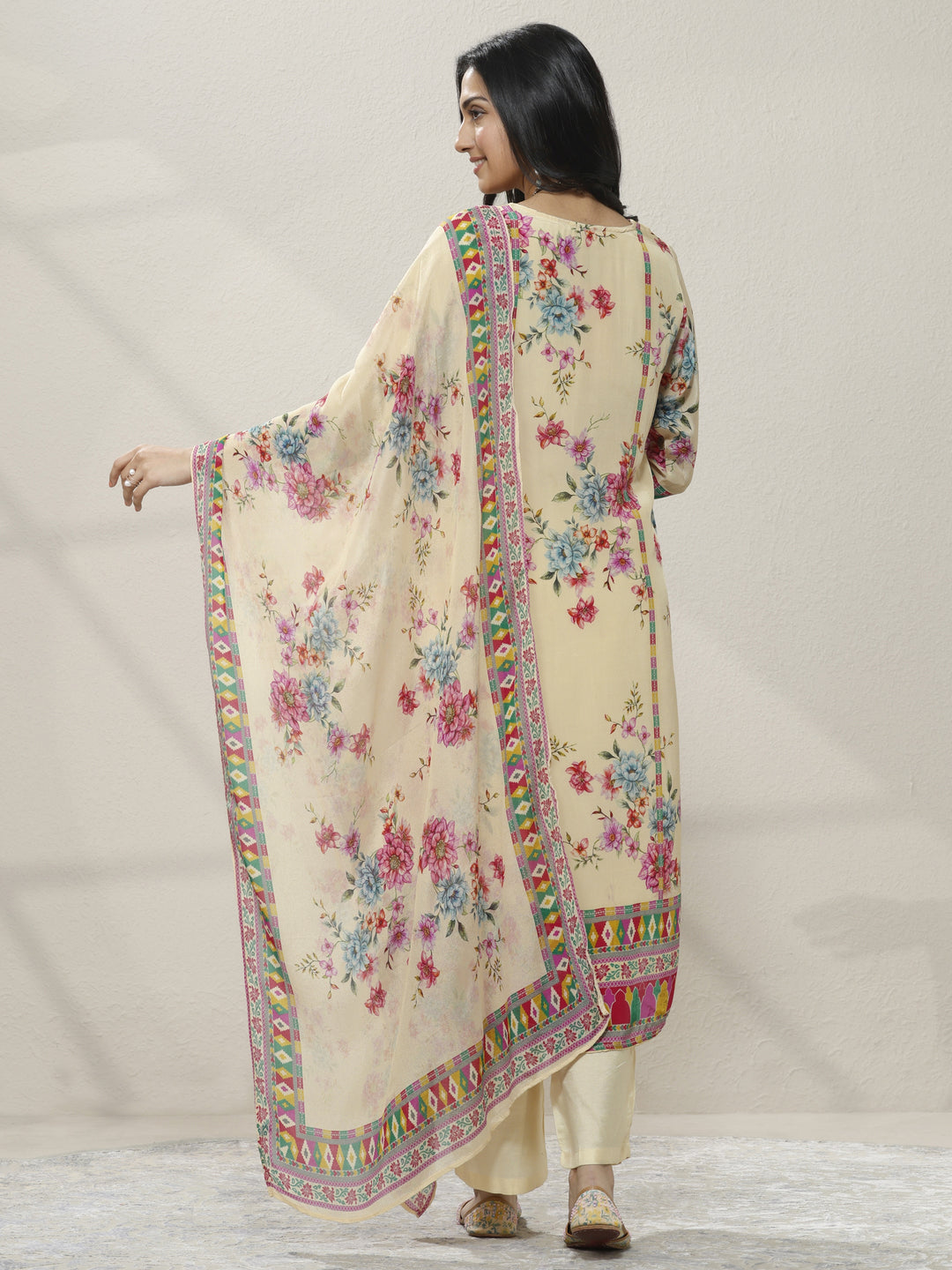 Cream Printed Chinon Straight Suit Set With Dupatta