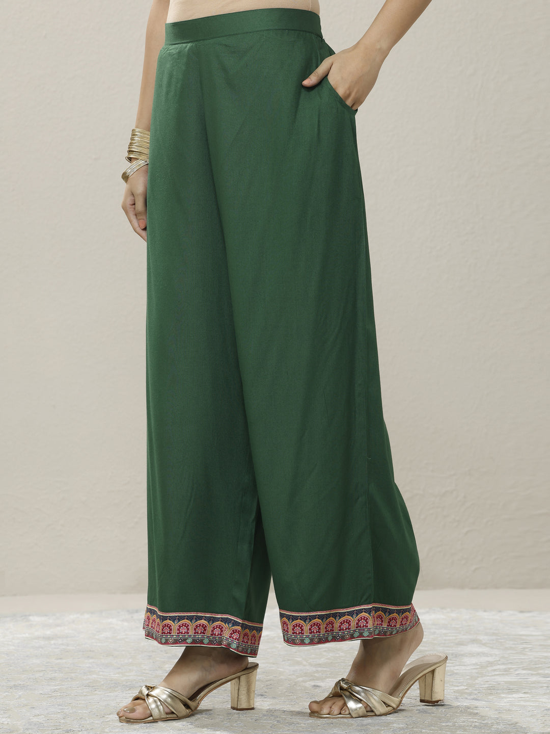 Green Printed Muslin Straight Suit Set With Dupatta