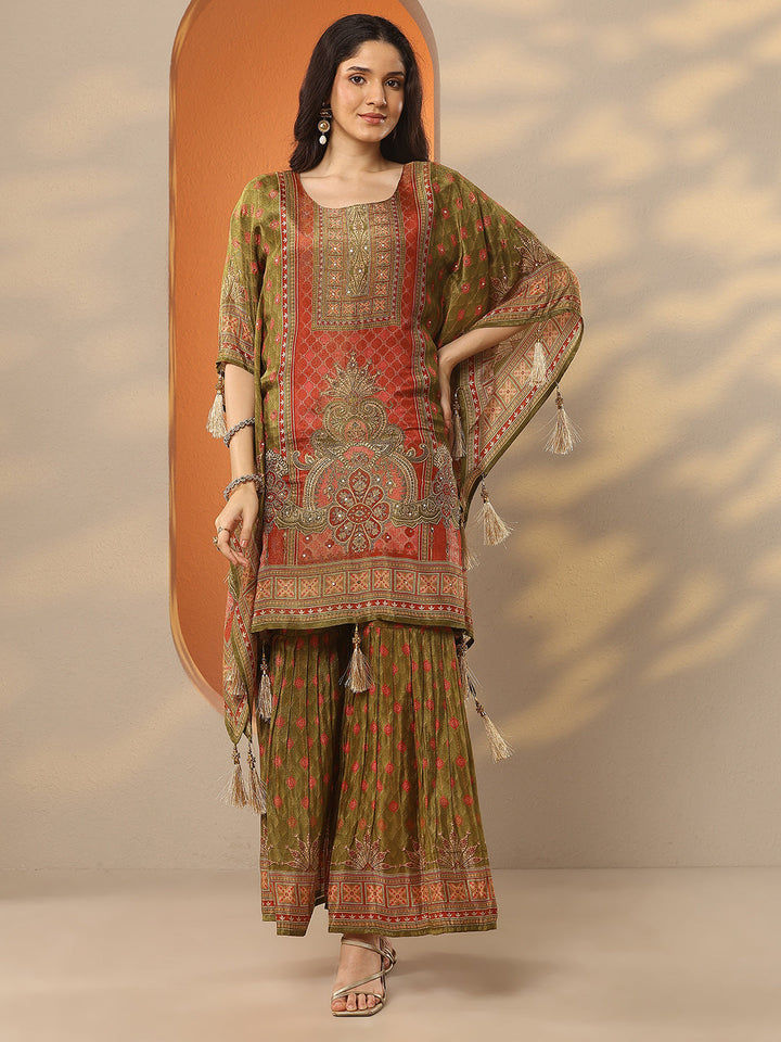 Green Printed Silk Blend Straight Kurta Set