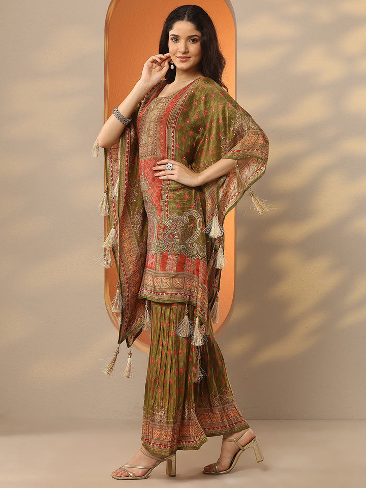 Green Printed Silk Blend Straight Kurta Set