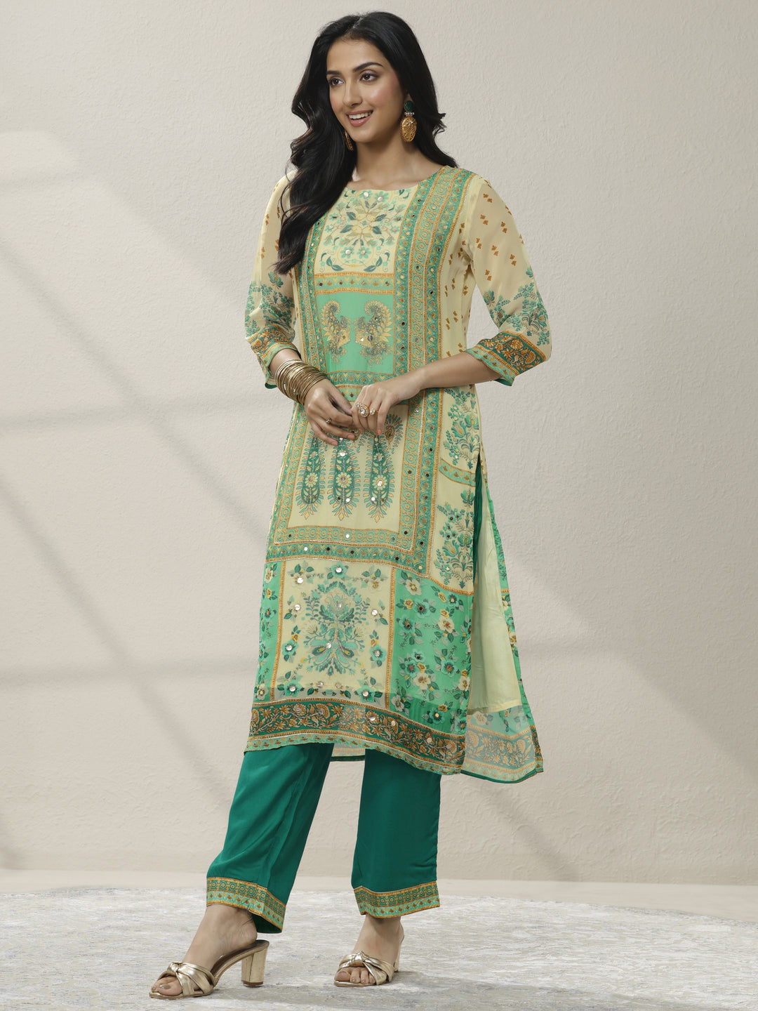 Cream Printed Organza Straight Suit Set With Dupatta