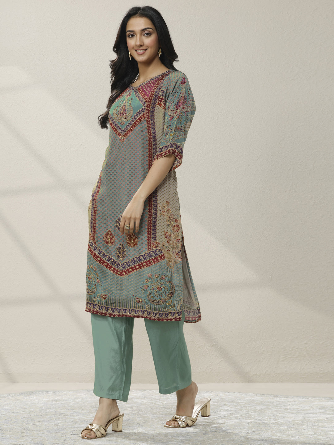 Grey Printed Muslin Straight Suit Set With Dupatta
