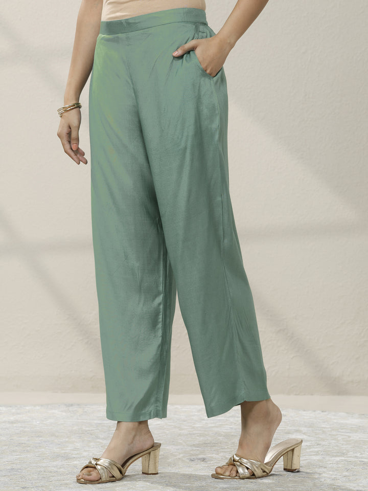 Grey Printed Muslin Straight Suit Set With Dupatta