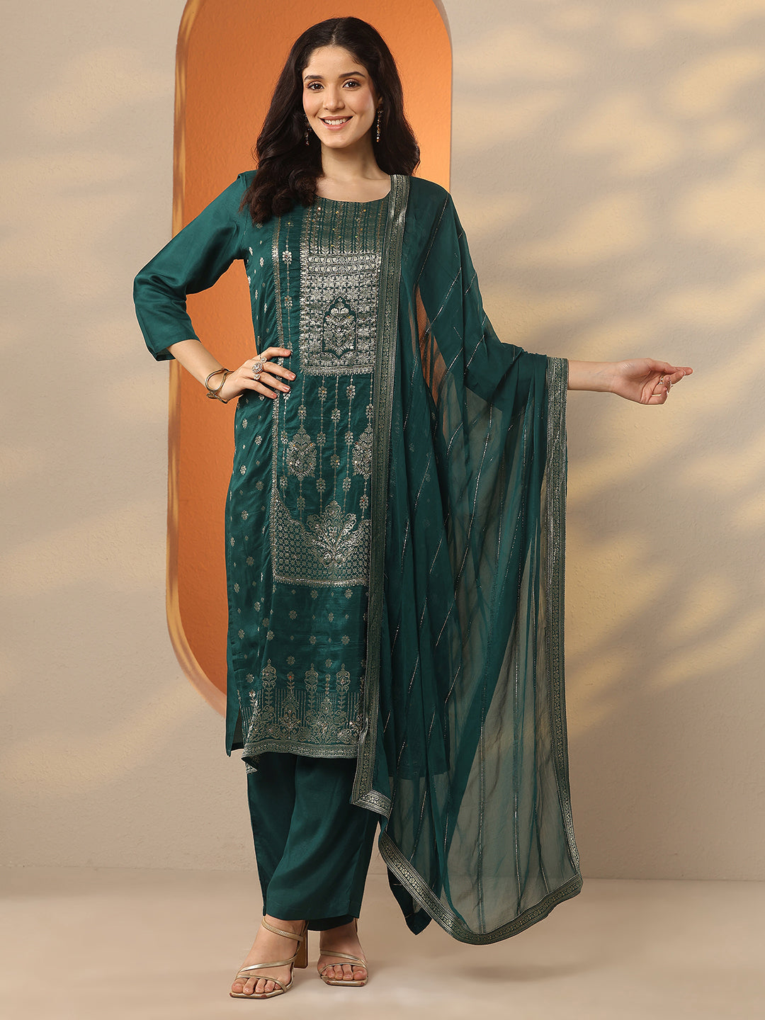 Green Woven Design Silk Blend Straight Suit Set With Dupatta