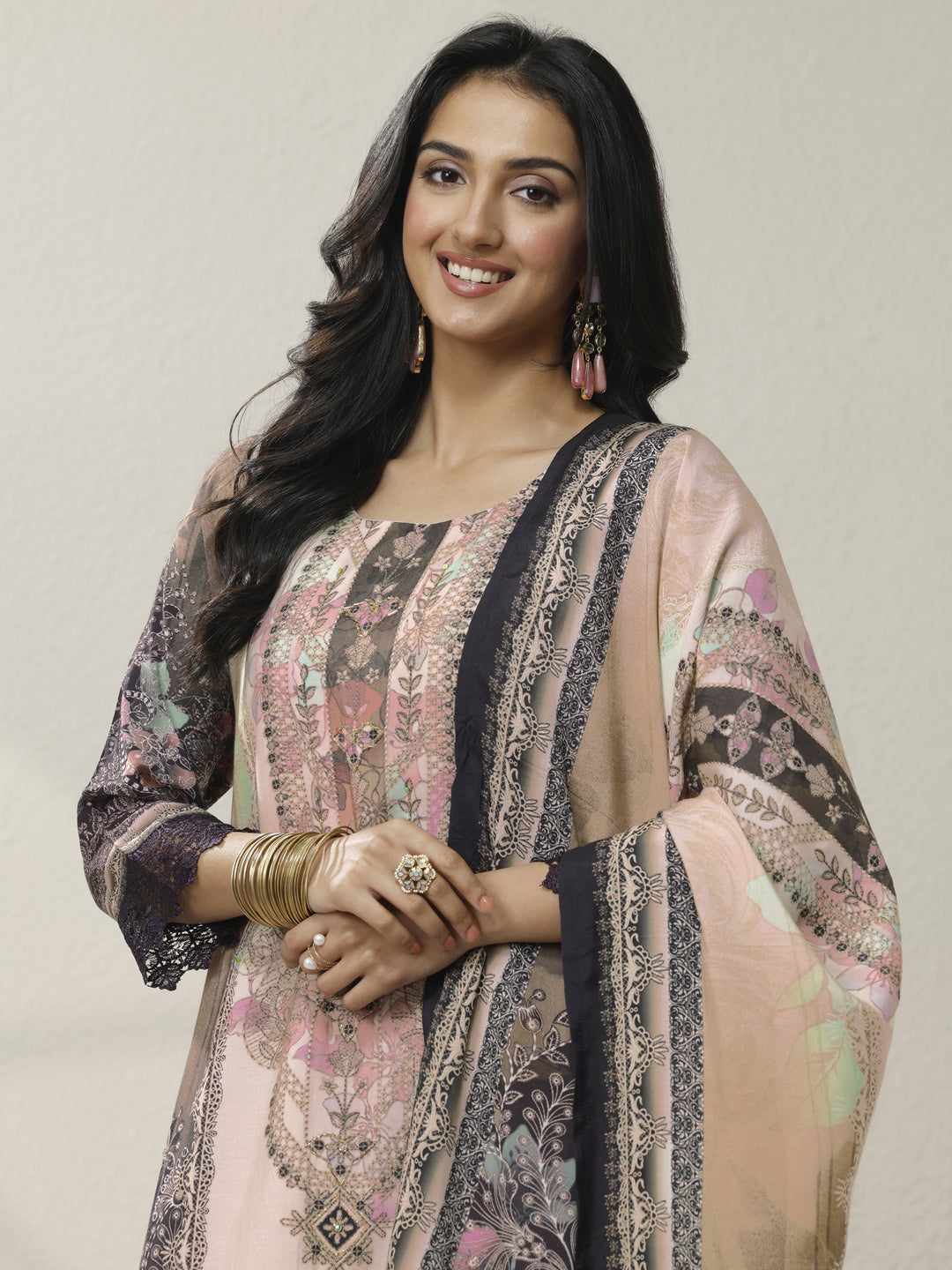 Off White Printed Muslin Straight Suit Set With Dupatta