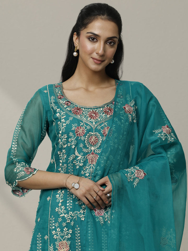 Green Embroidered Organza Straight Suit Set With Dupatta