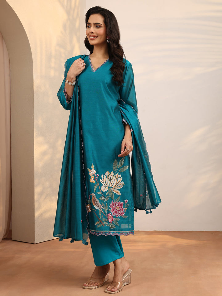 Green Embroidered Silk Blend Straight Suit Set With Dupatta