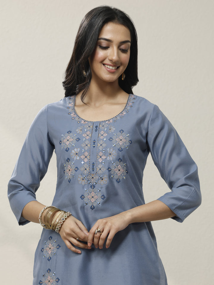 Blue Embellished Silk blend Straight Suit Set With Dupatta