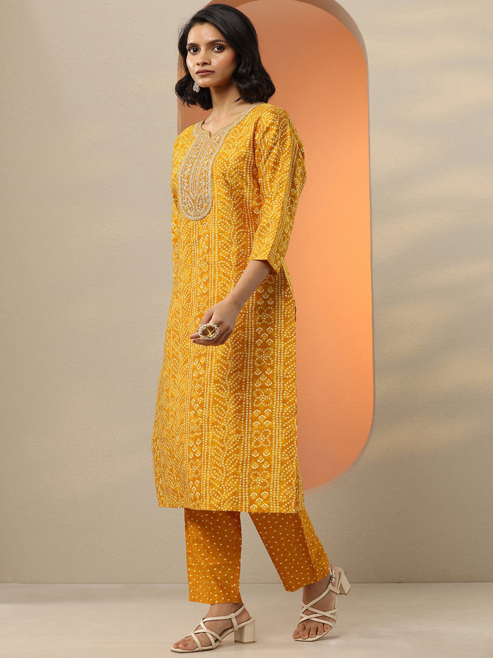 Mustard Bandhani Printed Silk blend Straight Suit Set With Dupatta
