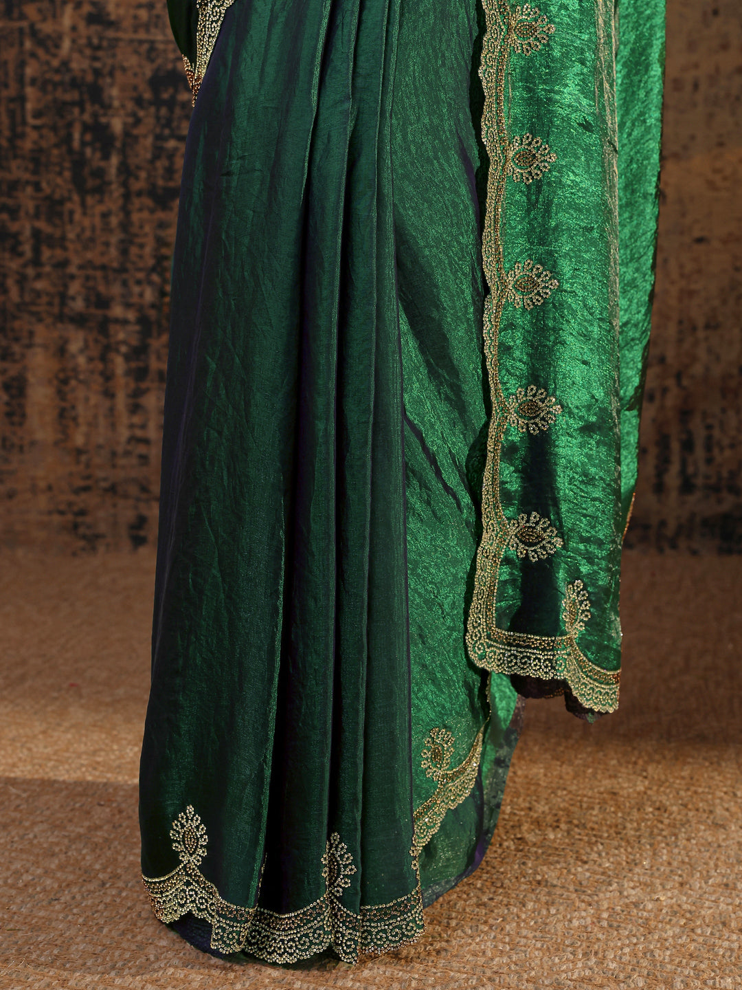 Green Solid Satin Saree With Unstitched Blouse Piece