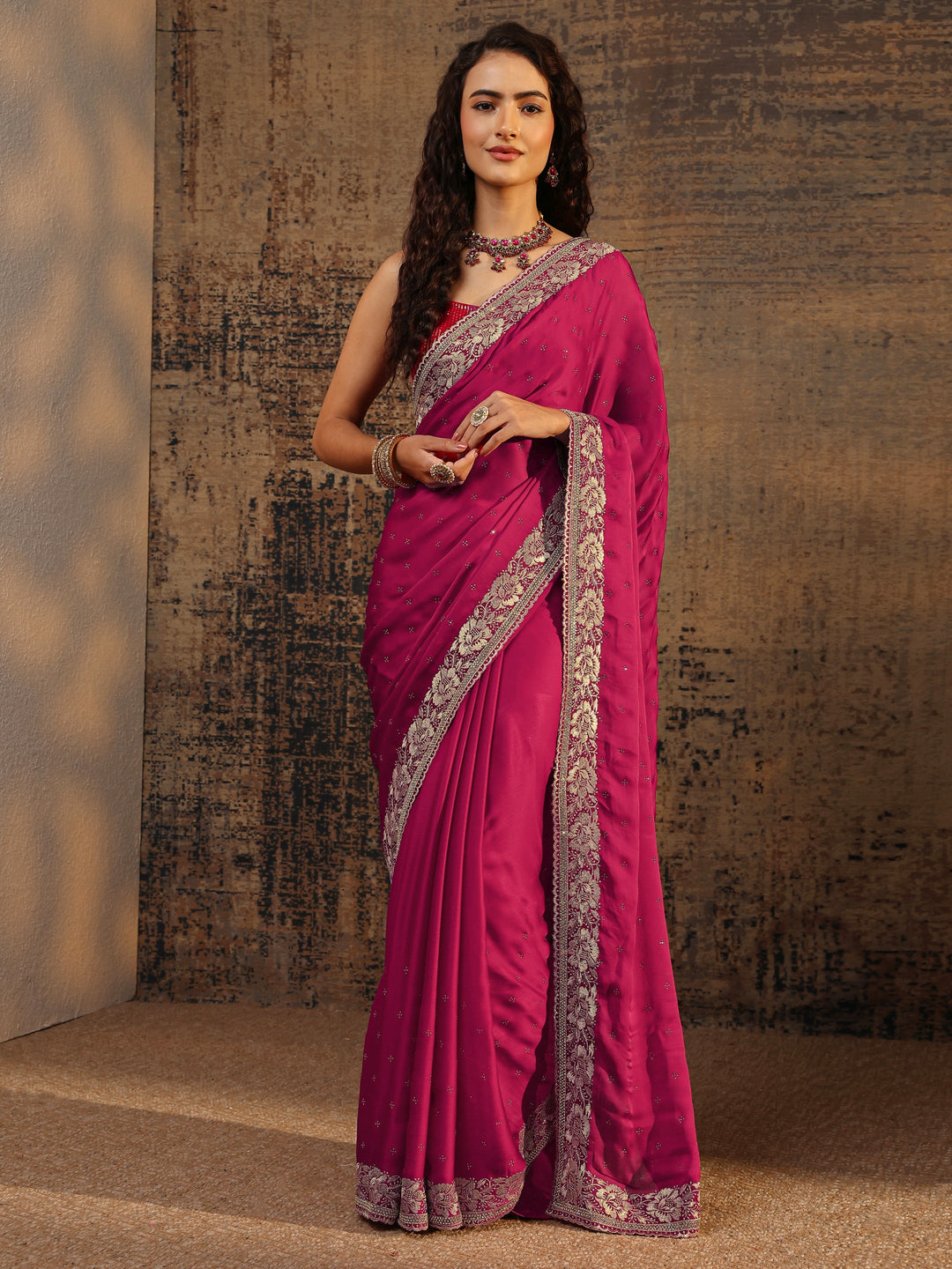 Pink Embellished Silk Blend Saree With Unstitched Blouse Piece